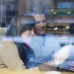 Ile trwa stworzenie strony internetowej i co wydłuża projekt?