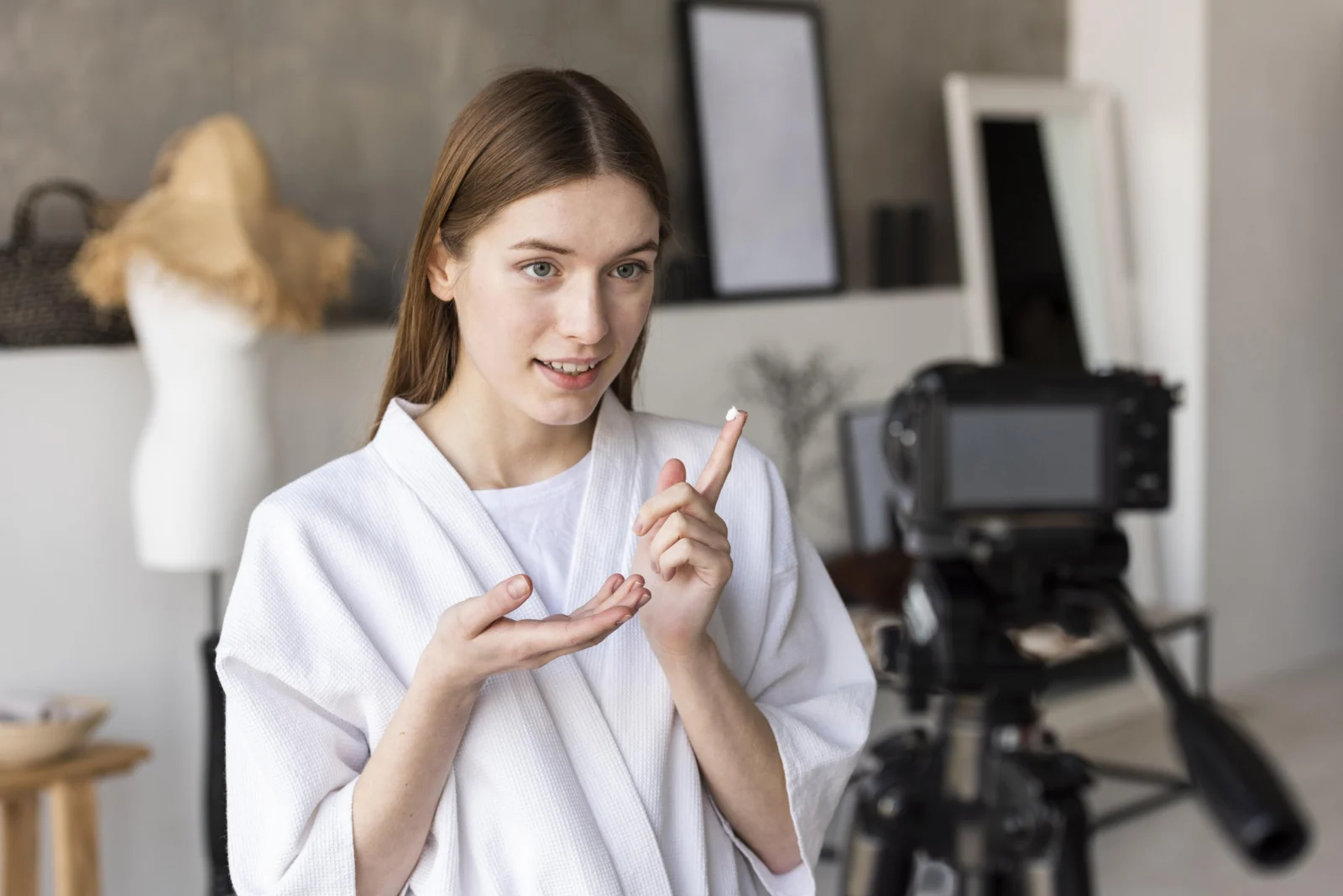 UGC (User-Generated Content) – jak wykorzystać treści od użytkowników? 2 Jak wykorzystać user-generated-content w marketingu i e-commerce